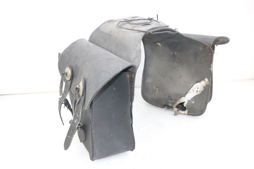 photo de VALISE SUZUKI GZ MARAUDER 125 (1998 - 2004)