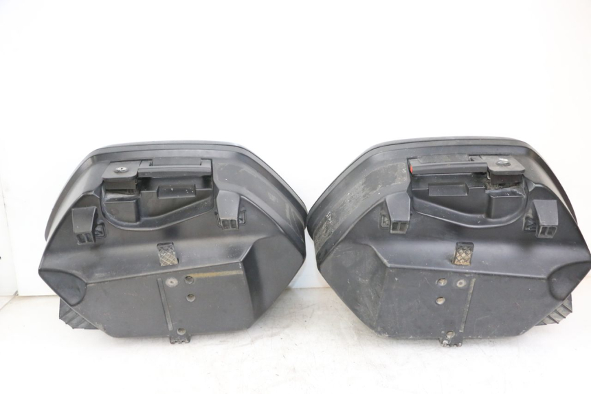 photo de VALISE YAMAHA TDM ABS 900 (2002 - 2014)