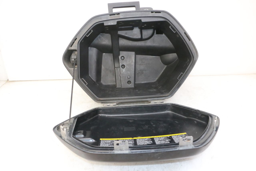 photo de VALISE YAMAHA TDM ABS 900 (2002 - 2014)