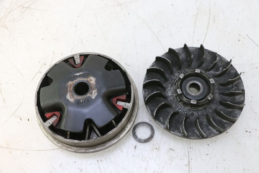 photo de VARIATEUR MBK BOOSTER ROCKET 50 (1995 - 1998) - Autre angle de vue