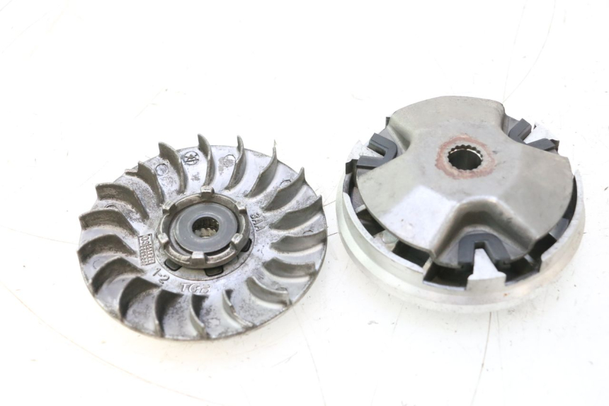photo de VARIATEUR MBK BOOSTER SPIRIT 50 (2004 - 2017) - Détail de la pièce