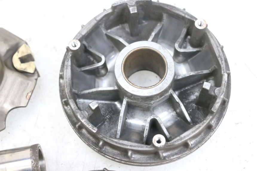 photo de VARIATEUR SUZUKI BURGMAN 125 (2007 - 2014) - Détails caractéristiques