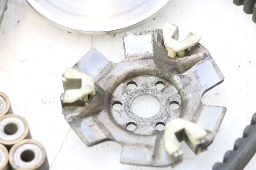 photo de VARIATEUR BMW C1 125 (2000 - 2003) - Points de fixation