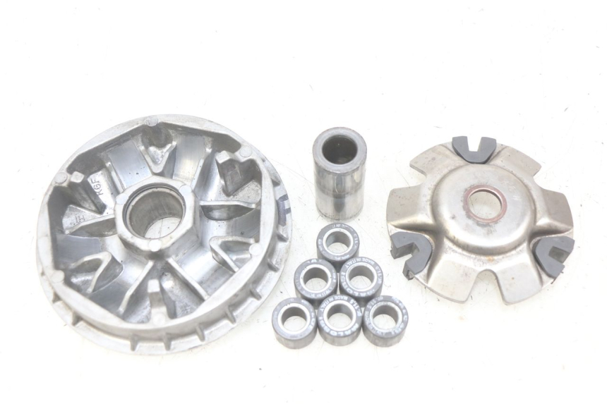 photo de VARIATEUR HONDA FES PANTHEON 125 (2003 - 2007) - État de surface