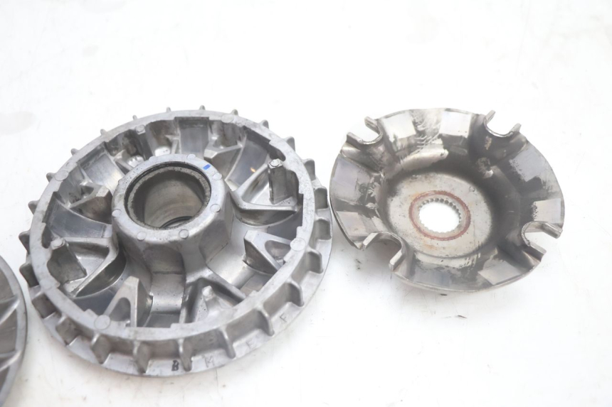 photo de VARIATEUR HONDA FJS SILVER WING SILVERWING 400 (2005 - 2008) - Vue d’ensemble