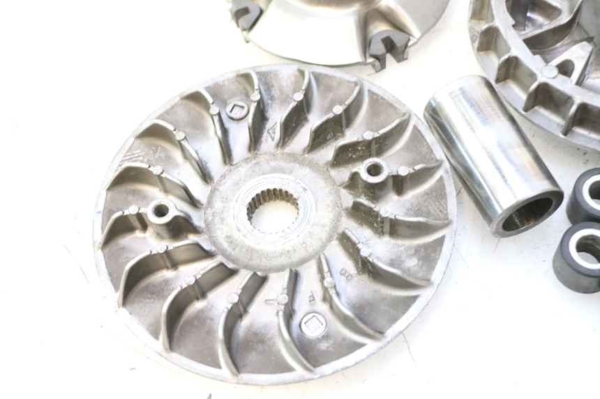 photo de VARIATEUR HONDA FJS SILVER WING SILVERWING 400 (2005 - 2008) - Zoom composants