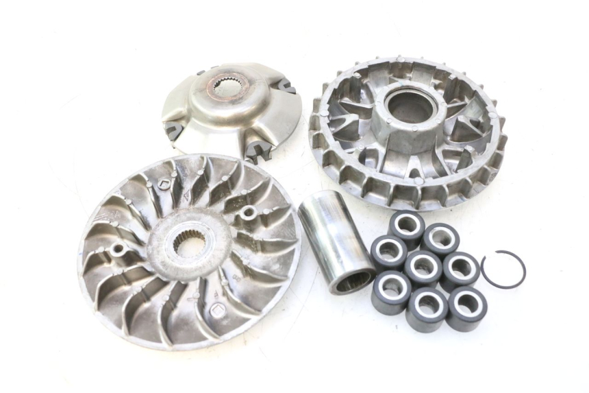 photo de VARIATEUR HONDA FJS SILVER WING SILVERWING 400 (2005 - 2008) - Gros plan technique
