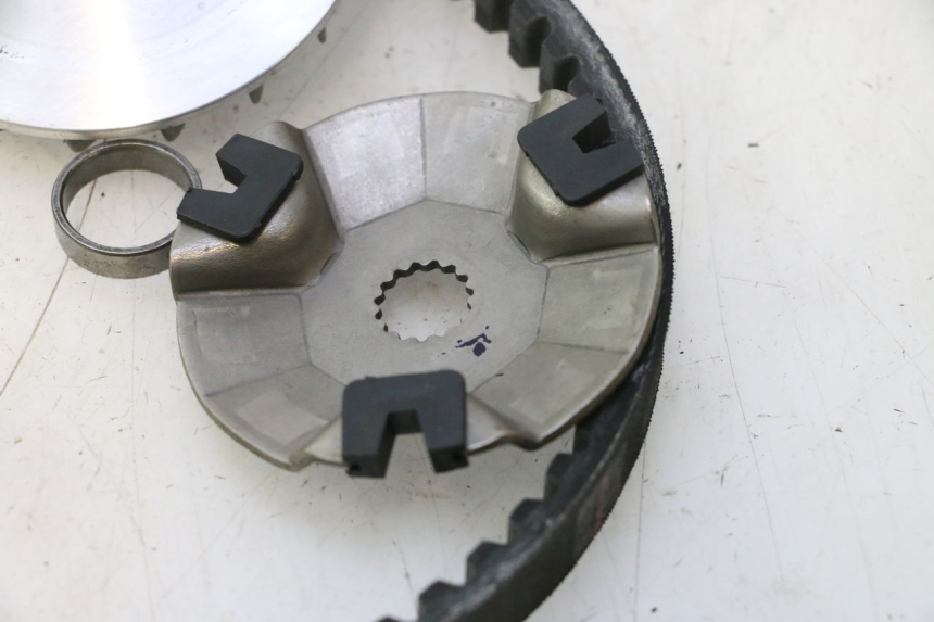 photo de VARIATEUR KEEWAY HURRICANE 50 (2006 - 2019) - Gros plan technique