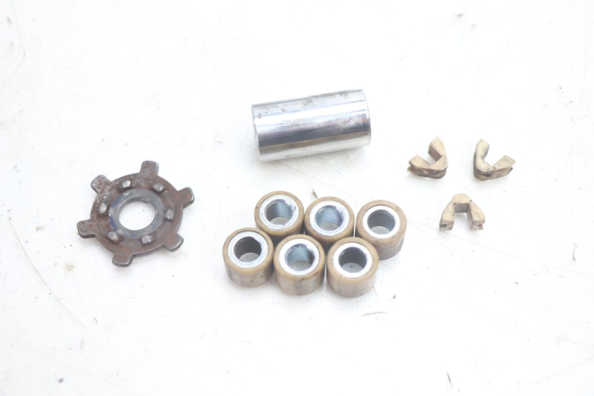 photo de VARIATEUR PEUGEOT KISBEE 2T 50 (2010 - 2017) - Points de fixation