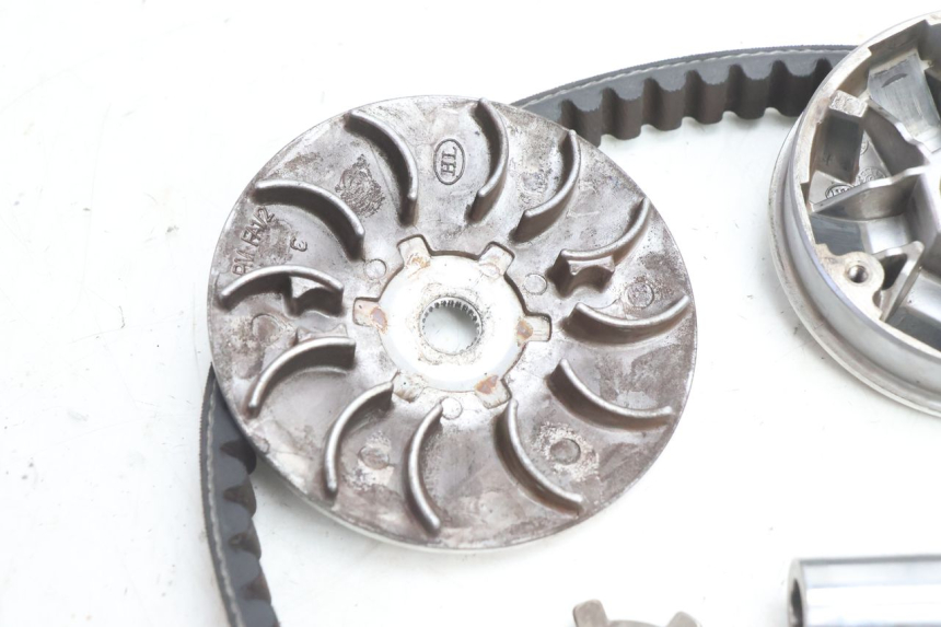 photo de VARIATEUR PEUGEOT KISBEE 2T 50 (2010 - 2017) - Détail de la pièce