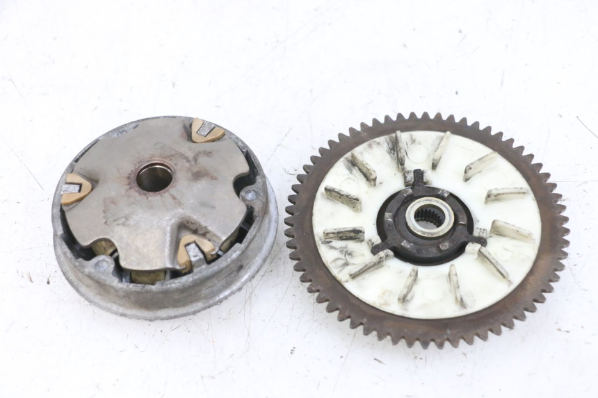 photo de VARIATEUR PEUGEOT KISBEE 4T 50 (2010 - 2017) - Détail de la pièce