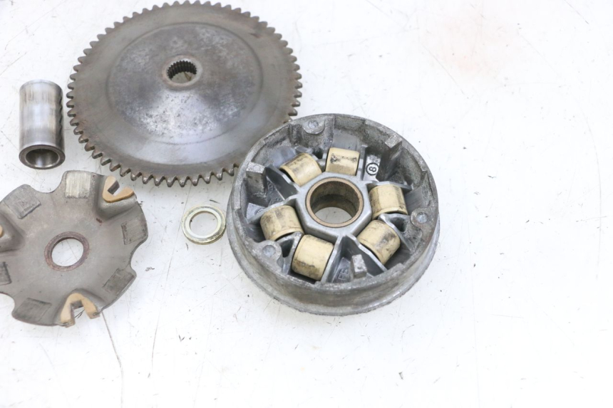 photo de VARIATEUR PEUGEOT KISBEE 4T 50 (2010 - 2017) - Zoom état d’usage