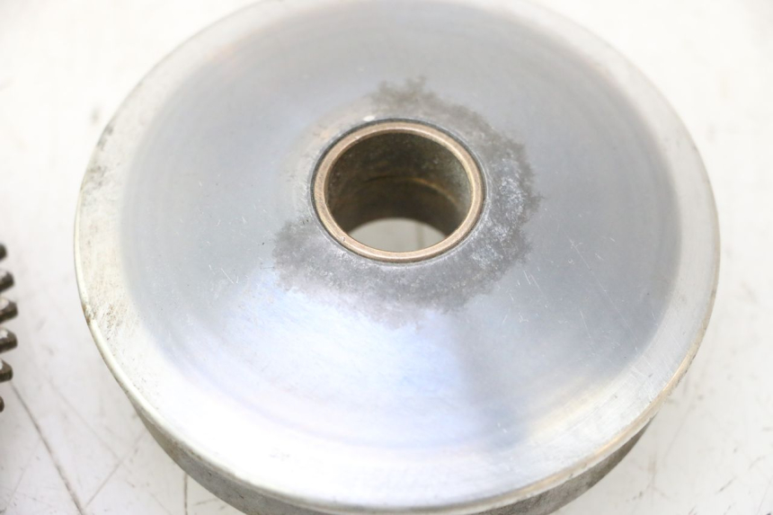 photo de VARIATEUR PEUGEOT KISBEE 4T 50 (2010 - 2017) - Gros plan technique