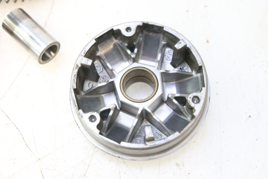 photo de VARIATEUR PEUGEOT KISBEE 4T 50 (2010 - 2017) - Zoom état d’usage