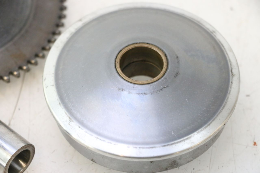 photo de VARIATEUR PEUGEOT KISBEE 4T 50 (2010 - 2017) - Points de fixation