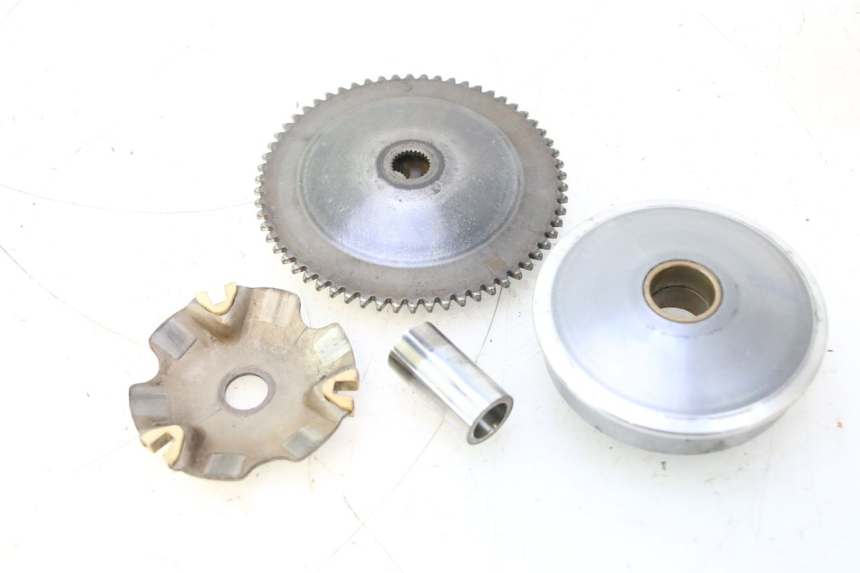 photo de VARIATEUR PEUGEOT KISBEE 4T 50 (2010 - 2017) - État de surface