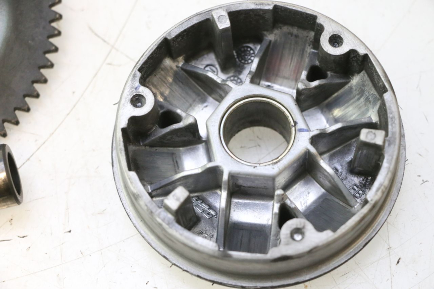 photo de VARIATEUR PEUGEOT KISBEE 4T 50 (2023 - 2026) - Zoom état d’usage