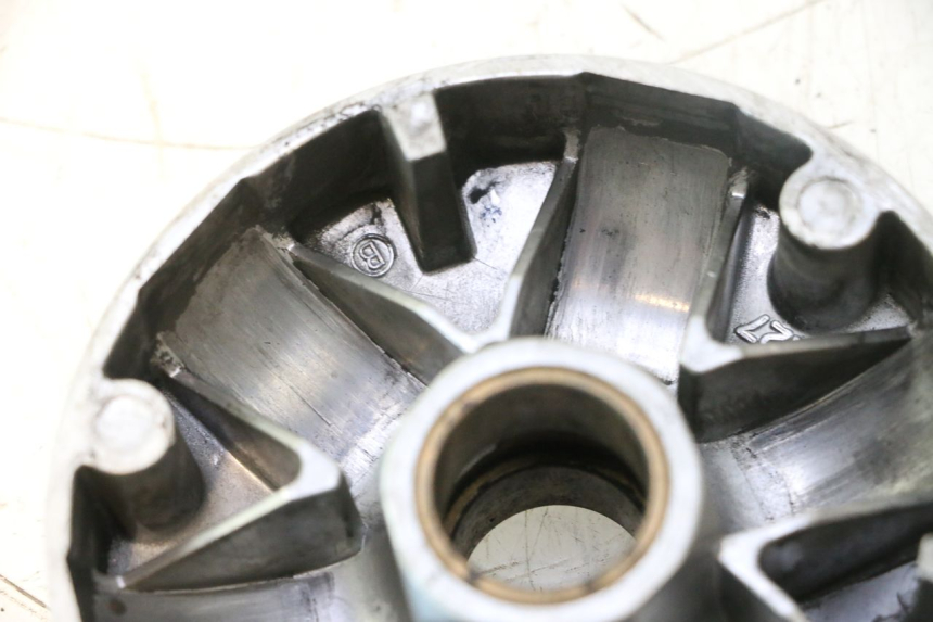 photo de VARIATEUR PIAGGIO LIBERTY IGET 4T 50 (2021 - 2025) - Zoom état d’usage