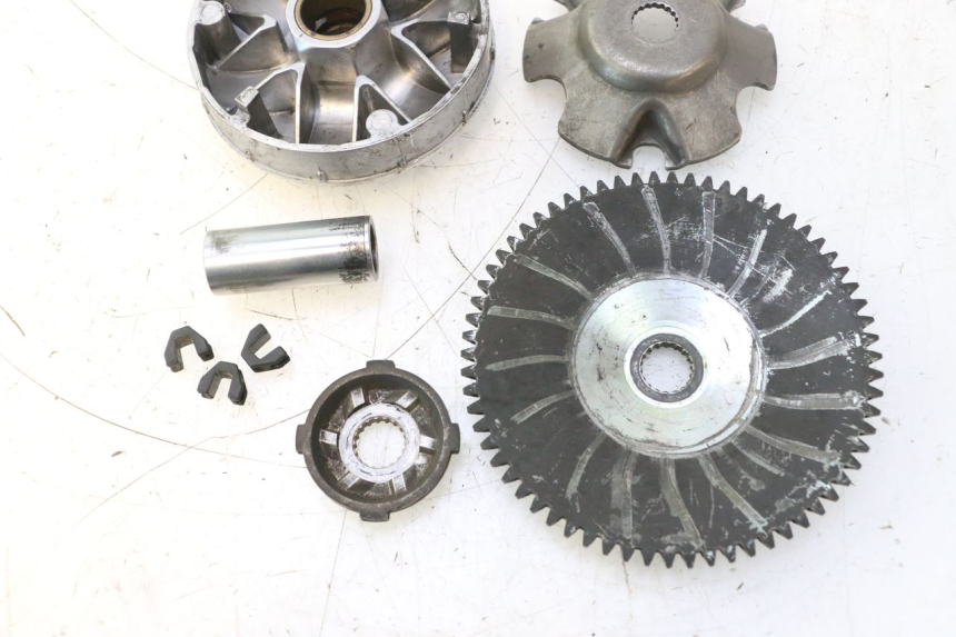 photo de VARIATEUR PIAGGIO LIBERTY IGET 4T 50 (2021 - 2025) - Points de fixation