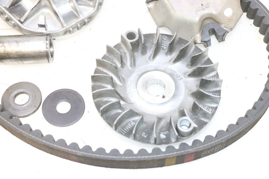 photo de VARIATEUR PIAGGIO LIBERTY IGET S 125 (2016 - 2020) - Zoom composants