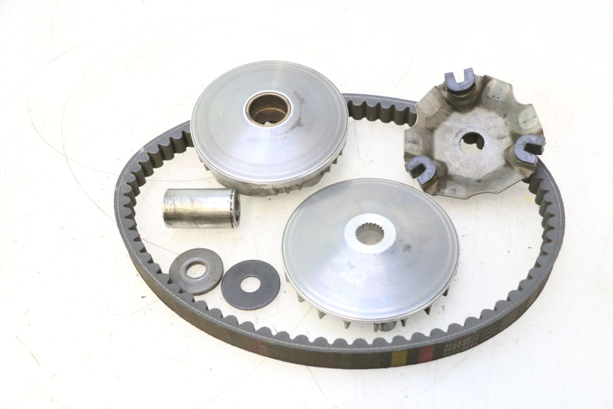 photo de VARIATEUR PIAGGIO LIBERTY IGET S 125 (2016 - 2020) - Gros plan technique