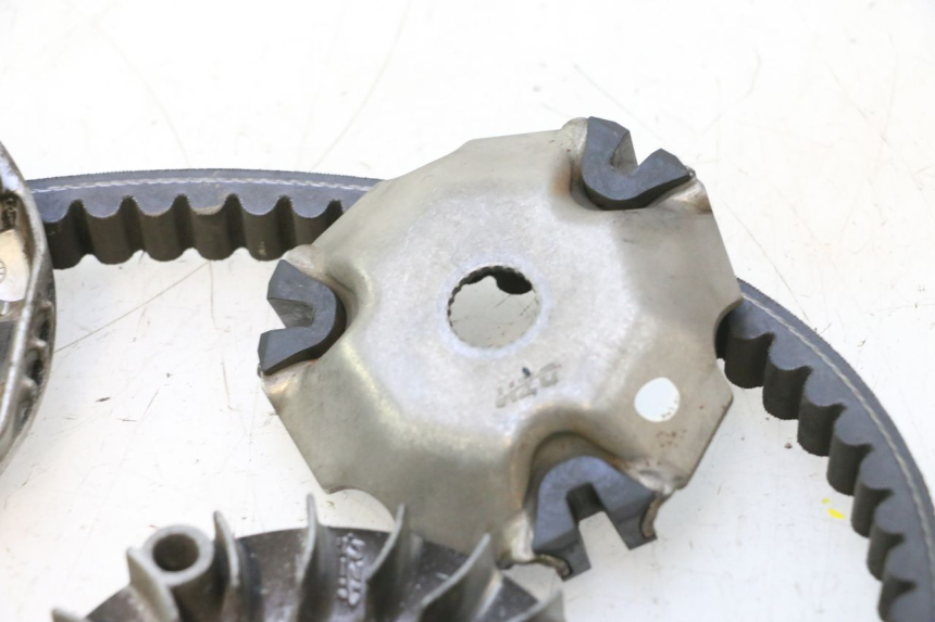 photo de VARIATEUR PIAGGIO LIBERTY IGET S 125 (2016 - 2020) - Marquages et références