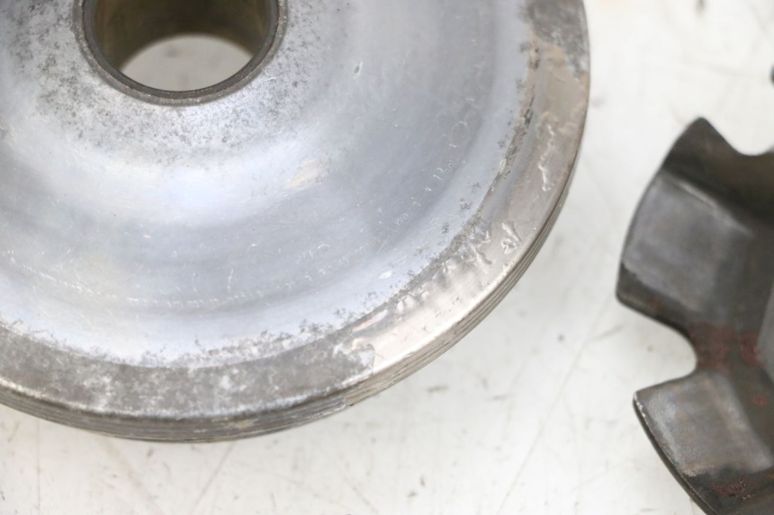 photo de VARIATEUR PEUGEOT LUDIX 50 (2005 - 2007) - Gros plan technique