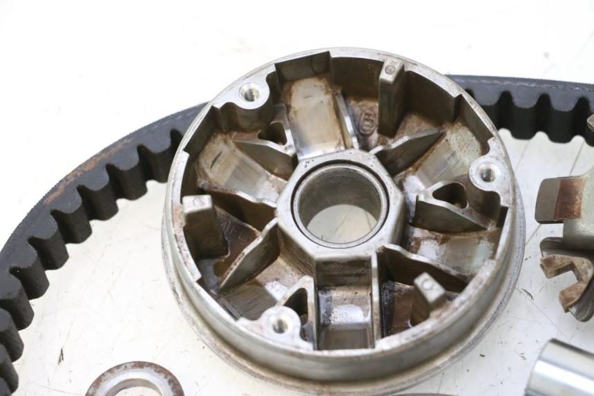 photo de VARIATEUR PEUGEOT LUDIX ONE 14P 50 (2004 - 2013) - Zoom composants
