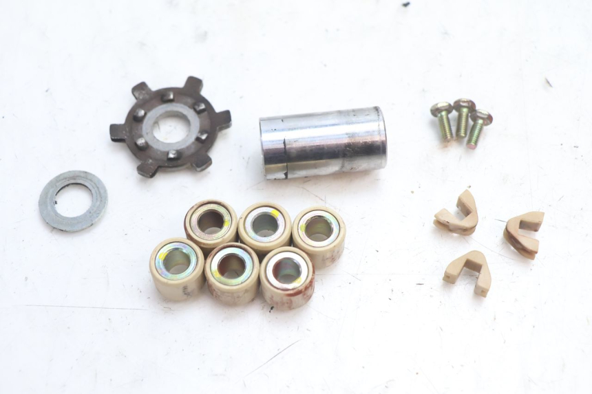 photo de VARIATEUR PEUGEOT LUDIX ONE 50 (2004 - 2013) - Points de fixation