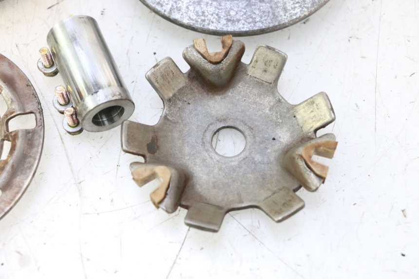 photo de VARIATEUR PEUGEOT LUDIX PRO 2T 50 (2010 - 2017) - Marquages et références