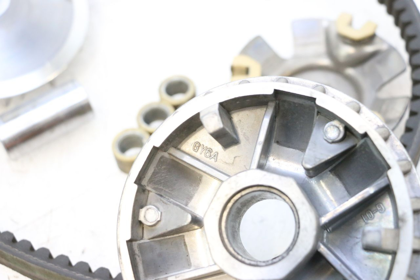 photo de VARIATEUR KEEWAY MATRIX RX9 125 (2006 - 2007) - Gros plan technique