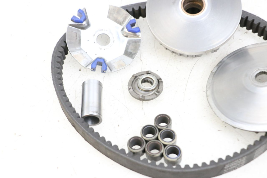 photo de VARIATEUR SYM MIO 50 (2005 - 2010) - Autre angle de vue