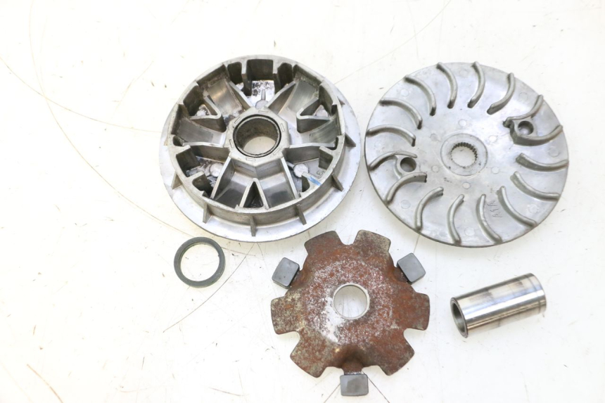 photo de VARIATEUR SYM MIO 50 (2005 - 2010) - État de surface