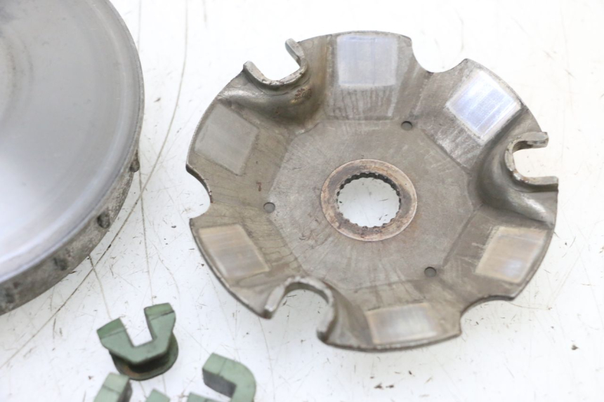 photo de VARIATEUR PIAGGIO MP3 RL 250 (2006 - 2010) - Points de fixation