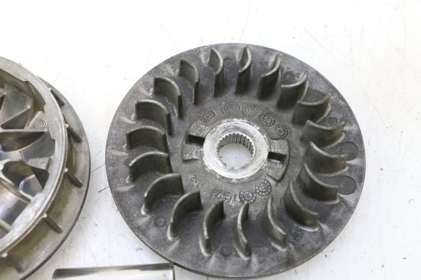 photo de VARIATEUR PIAGGIO MP3 500 (2016 - 2018) - Autre angle de vue