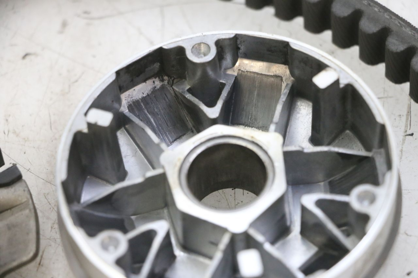 photo de VARIATEUR KYMCO LIKE 4T 50 (2019 - 2025) - Zoom état d’usage