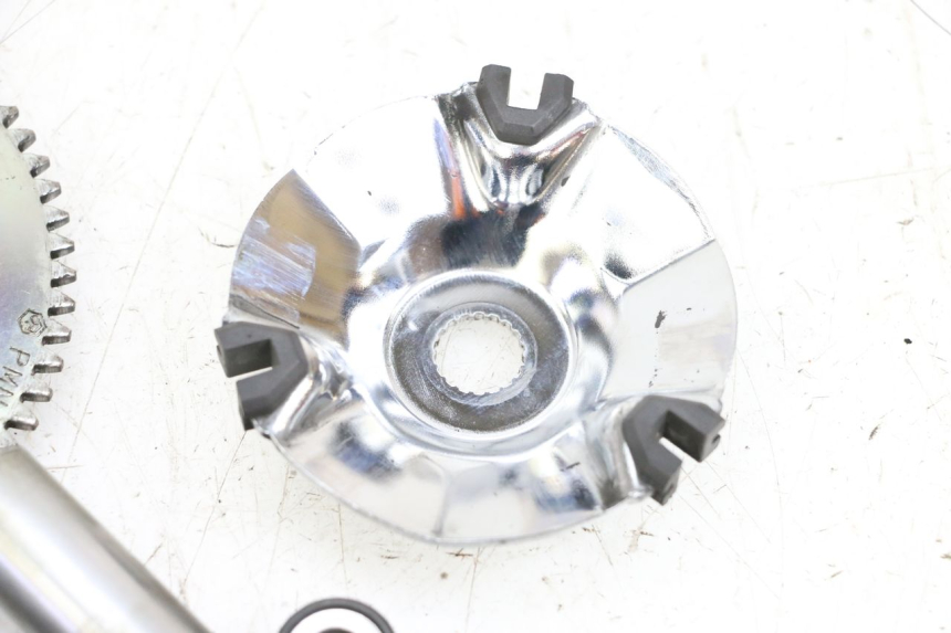 photo de VARIATEUR PIAGGIO NEW TYPHOON 50 (2018 - 2021) - Points de fixation