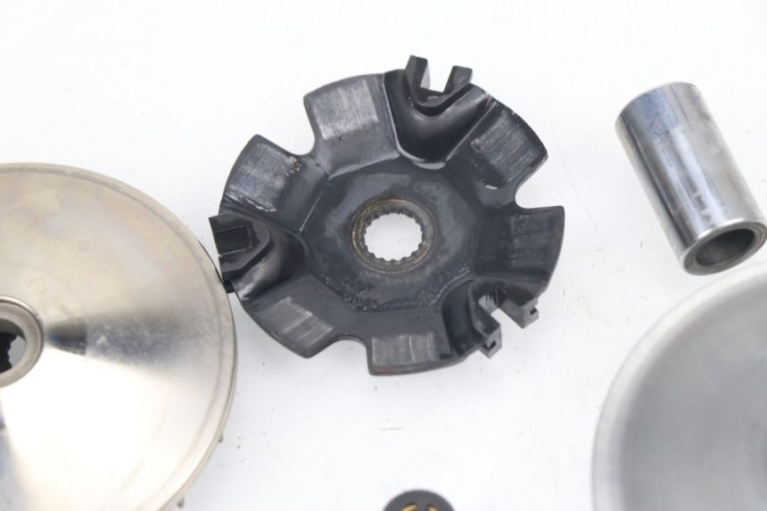 photo de VARIATEUR MBK NITRO 50 (2004 - 2008) - Gros plan technique