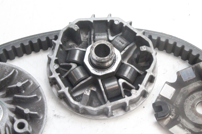 photo de VARIATEUR HONDA PCX (JF28) 125 (2009 - 2011) - Zoom état d’usage