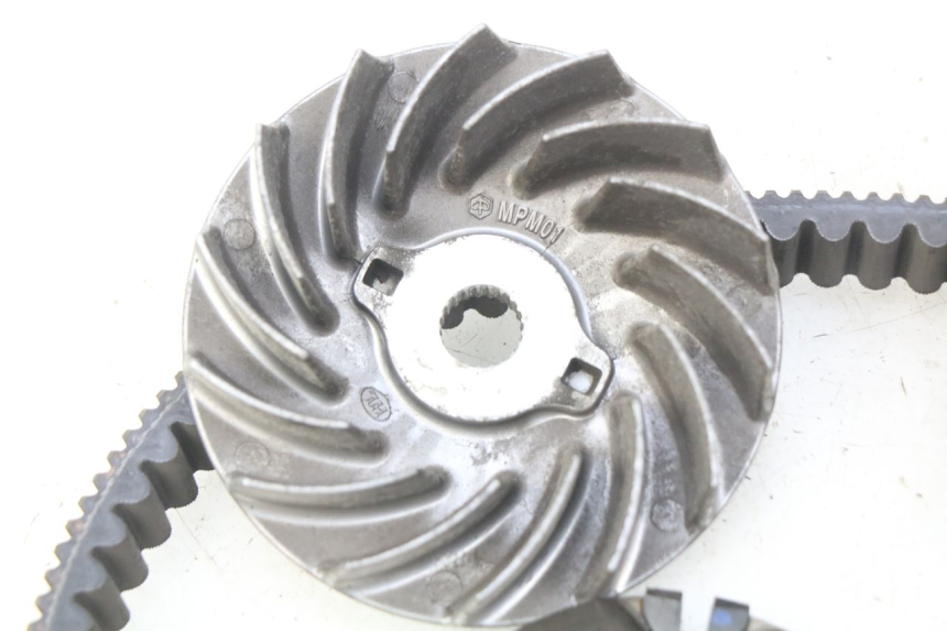 photo de VARIATEUR PIAGGIO VESPA GTS IGET ABS 125 (2017 - 2023)