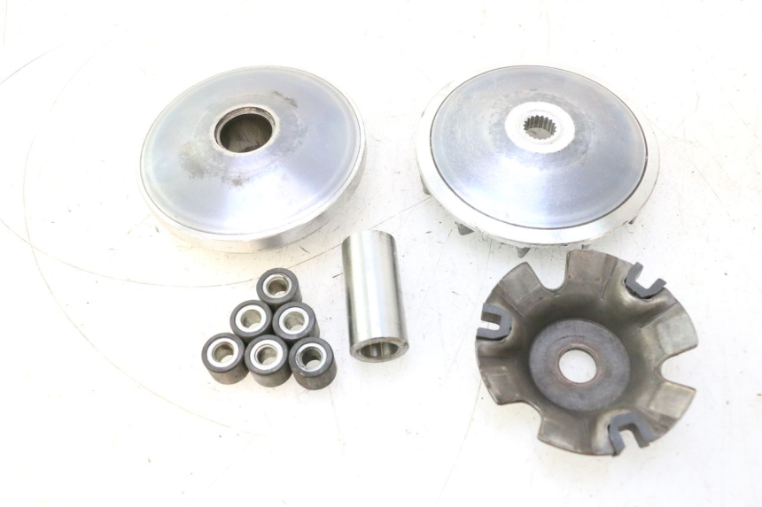 photo de VARIATEUR YIYING RETRO 125 (2008 - 2018) - Gros plan technique
