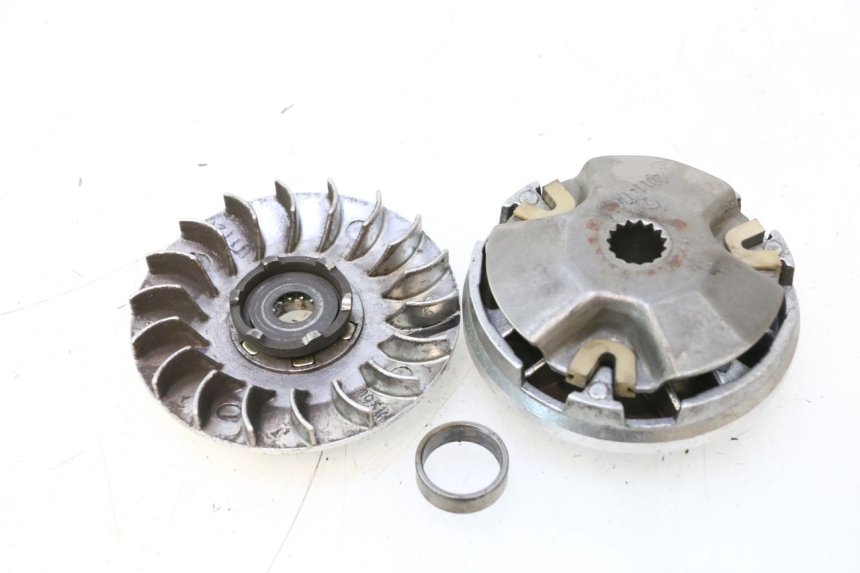 photo de VARIATEUR KEEWAY RY6 2T 50 (2011 - 2019) - Détail de la pièce
