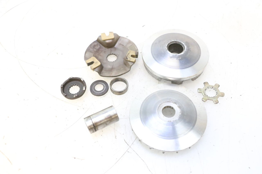 photo de VARIATEUR KEEWAY RY6 2T 50 (2011 - 2019) - Points de fixation