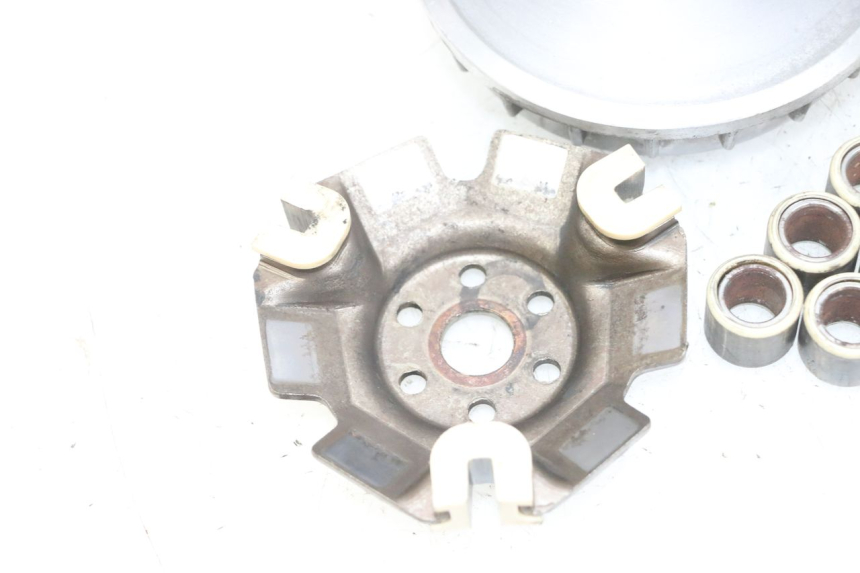 photo de VARIATEUR DAELIM S1 125 (2007 - 2016) - Points de fixation