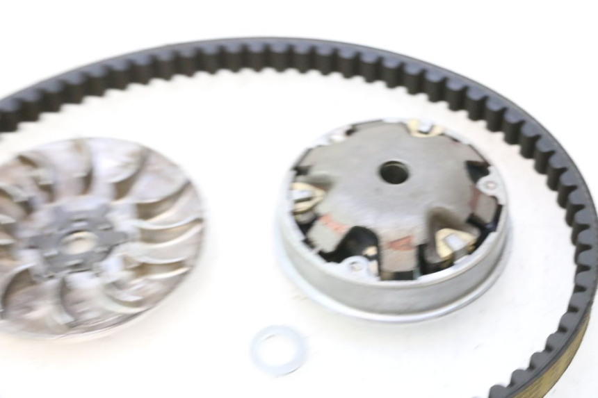 photo de VARIATEUR PEUGEOT STREETZONE NAKED 2T 50 (2014 - 2018) - Zoom état d’usage