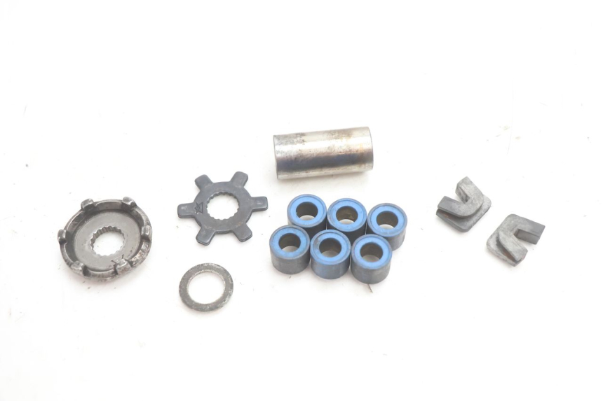 photo de VARIATEUR MBK STUNT NAKED 50 (2004 - 2018) - Points de fixation