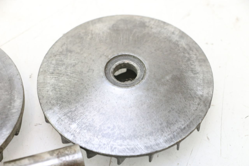 photo de VARIATEUR MBK STUNT NAKED 50 (2004 - 2018) - Gros plan technique