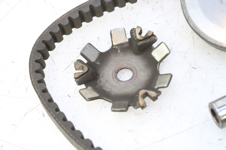 photo de VARIATEUR PEUGEOT TKR TREKKER FURIOUS 50 (2005 - 2014) - Autre angle de vue