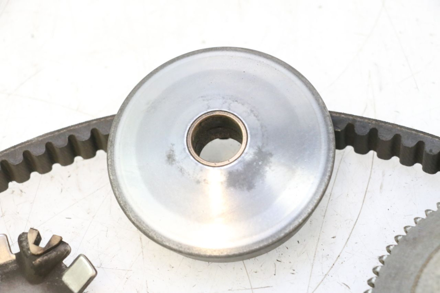 photo de VARIATEUR PEUGEOT TKR TREKKER FURIOUS 50 (2005 - 2014) - Gros plan technique
