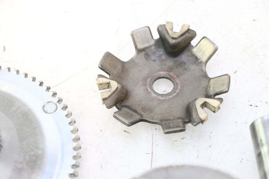 photo de VARIATEUR PEUGEOT TREKKER TKR 50 (2005 - 2014) - Vue d’ensemble